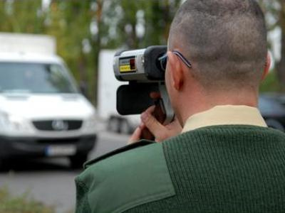 Kein “Vier-Augen-Prinzip” bei Geschwindigkeitsmessung mit Lasermessgerät 
