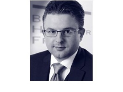 Compliance für Unternehmen: Vergütungsvereinbarungen Ab dem 01.01.2015 gilt das Mindestlohngesetz