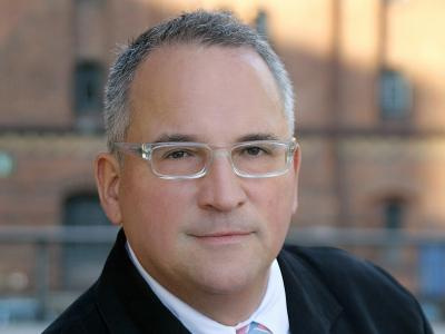 OLG Hamburg verurteilt Ownership Treuhand GmbH wegen fehlerhafter Prospektangaben zur MS „Grenaa“ 