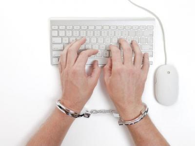 Informationen vom Fachanwalt bei Erwerb, Besitz und Verbreitung jugendpornographischer Schriften