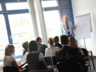 Falsche –Medizin-Erfahrungsberichte als Suchbegriff – Grenzen des Reputationsmanagements