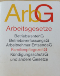 Neues vom BAG zur Befristung ohne Sachgrund - strengere Anforderung an unschädliche Vorbeschäftigung Arbeitsrecht Befristung ohne Sachgrund Voraussetzungen Verschärfung Vor-Beschäftigung Arbeitnehmer Arbeitgeber Urteil Bundesarbeitsgericht Arbeitsgesetze