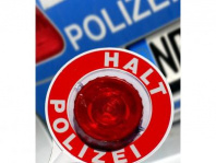 Zu schnell gefahren - Kein Fahrverbot nach Übersehen von Schildern durch kurze Ablenkung