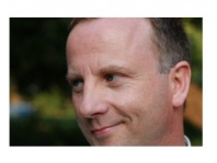 Streit mit dem Nachbarn – Was muss man dulden und was nicht?