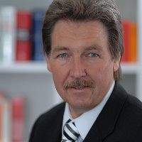 Dr. Heinz J. Meyerhoff Dr. Heinz J. Meyerhoff