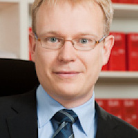 Dr. Michael Kauert Dr. Michael Kauert