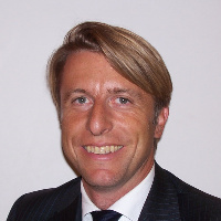 Dr. Stephan Grigolli Dr. Stephan Grigolli