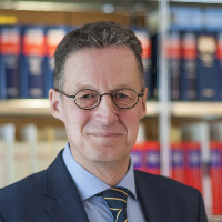 Dr. Torsten Mömken Dr. Torsten Mömken